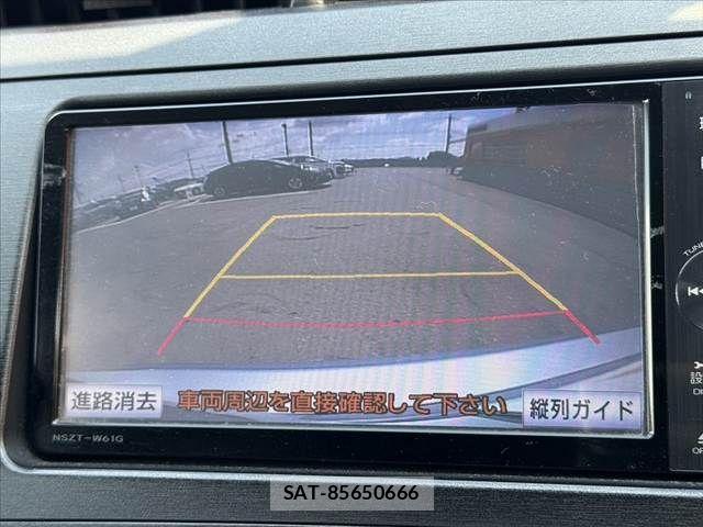 Toyota PRIUS 2011-09 8368195-22
