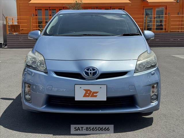 Toyota PRIUS 2011-09 8368195-8