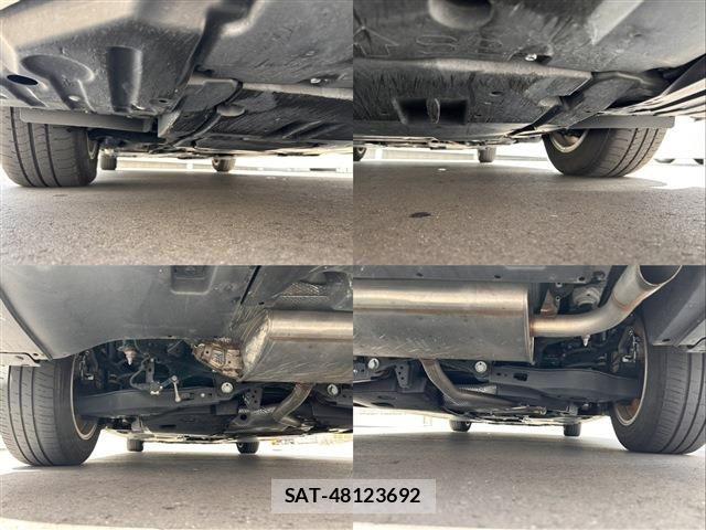 Toyota PRIUS 2019-10 8368147-18