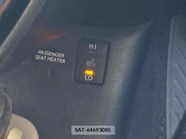 Toyota PRIUS 2016-09 8368165-20