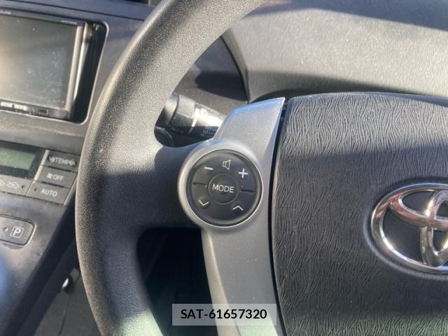 Toyota PRIUS 2010-03 8368194-14
