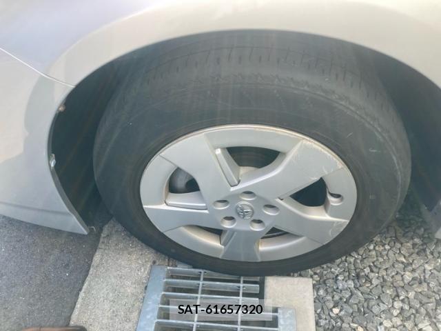 Toyota PRIUS 2010-03 8368194-5