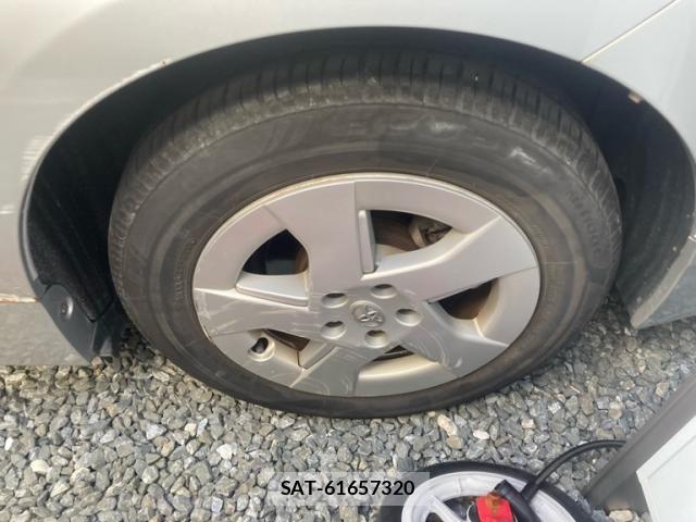 Toyota PRIUS 2010-03 8368194-6