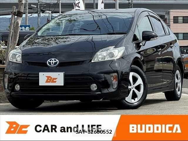 Toyota PRIUS 2014-11 8368177-0