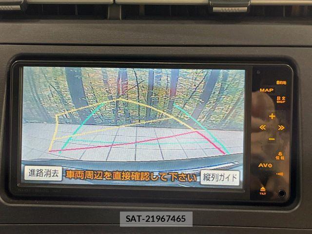 Toyota PRIUS 2011-06 8368176-3