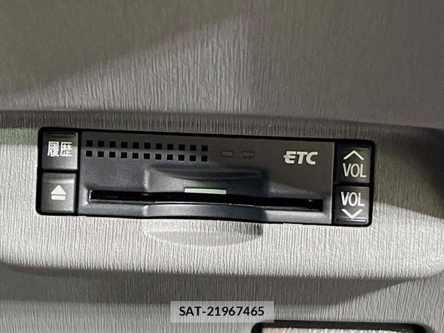 Toyota PRIUS 2011-06 8368176-4