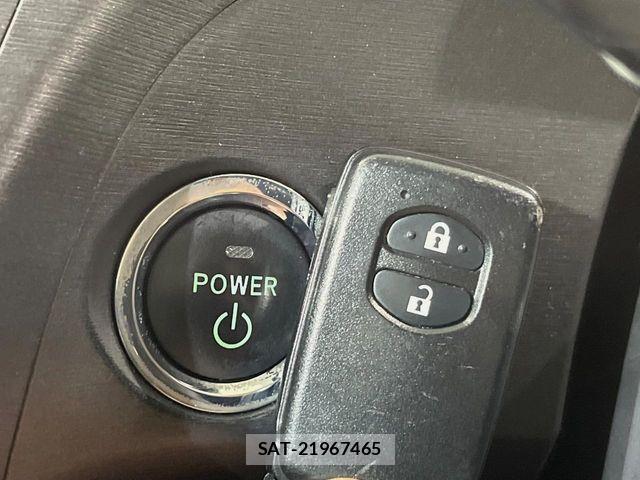 Toyota PRIUS 2011-06 8368176-5
