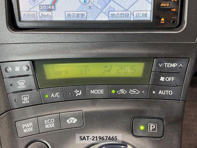Toyota PRIUS 2011-06 8368176-6