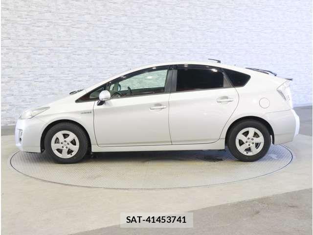 Toyota PRIUS 2010-10 8368183-8