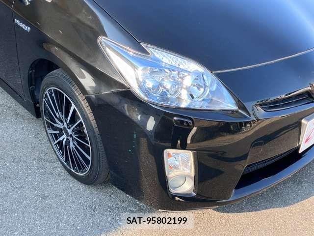 Toyota PRIUS 2011-07 8368184-15