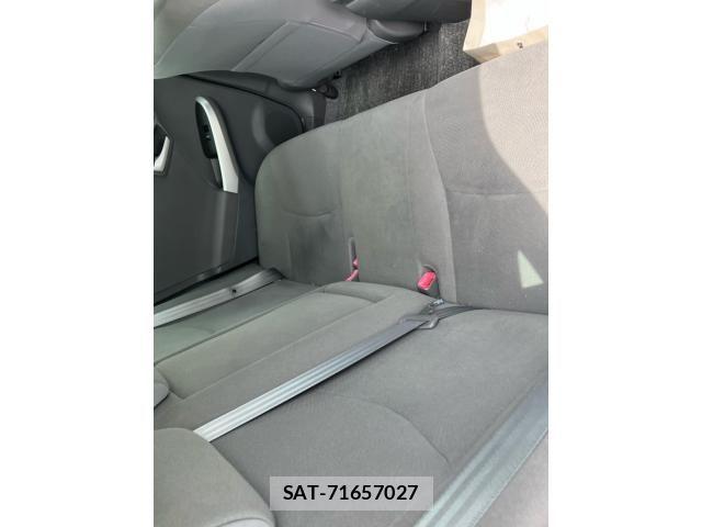 Toyota PRIUS 2011-09 8368197-10