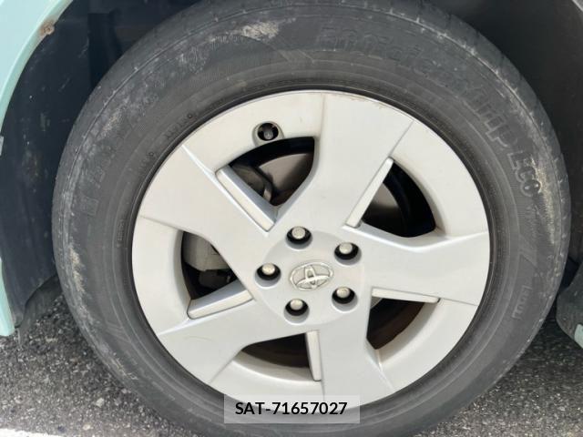 Toyota PRIUS 2011-09 8368197-3