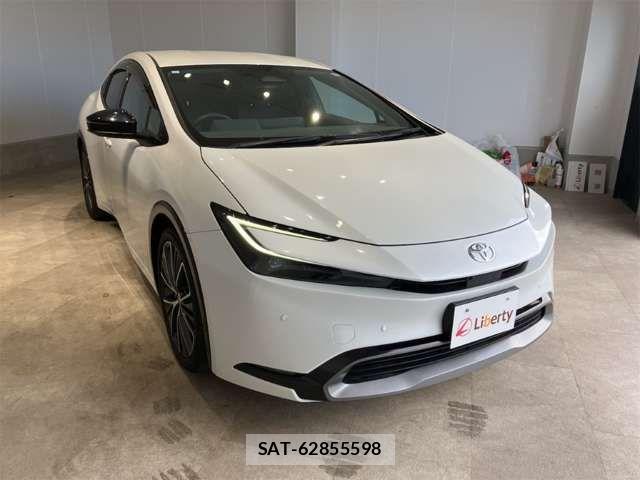 Toyota PRIUS 2023-10 8368130-9