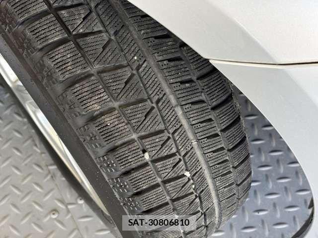 Toyota PRIUS 2018-10 8368161-14
