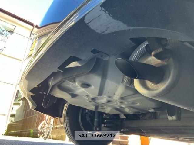 Toyota PRIUS 2009-10 8368208-11