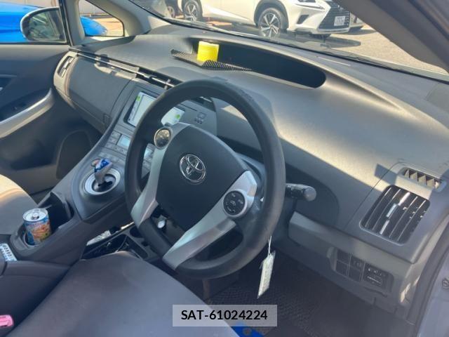 Toyota PRIUS 2009-07 8368196-8