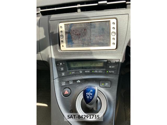 Toyota PRIUS 2010-09 8368202-14