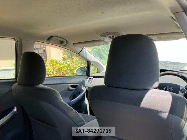 Toyota PRIUS 2010-09 8368202-19