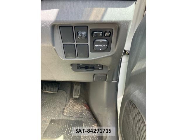 Toyota PRIUS 2010-09 8368202-7