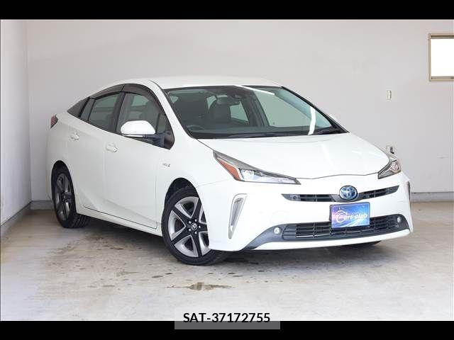 Toyota PRIUS 2019-06 8368152-1
