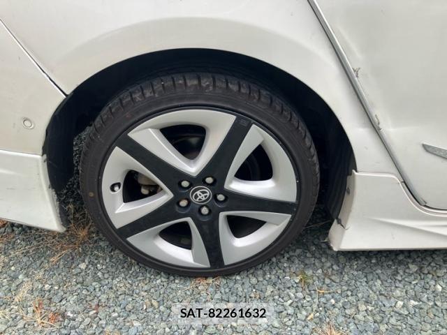 Toyota PRIUS 2017-11 8368169-8