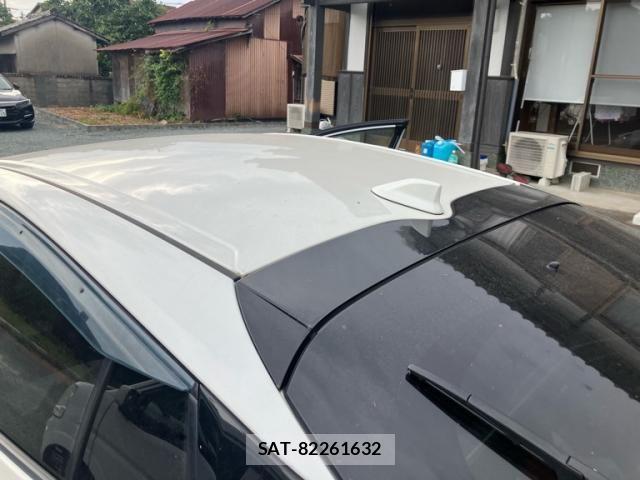Toyota PRIUS 2017-11 8368169-6