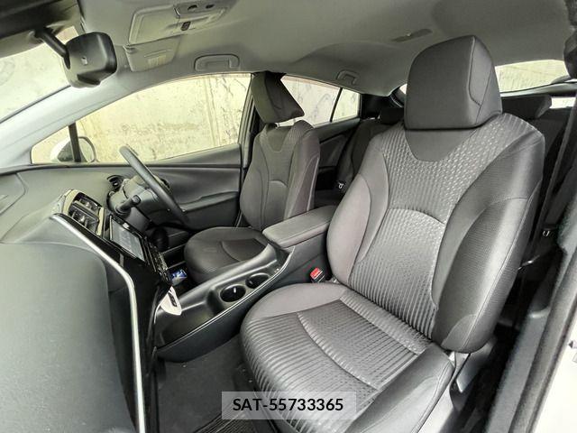 Toyota PRIUS 2016-12 8368163-13