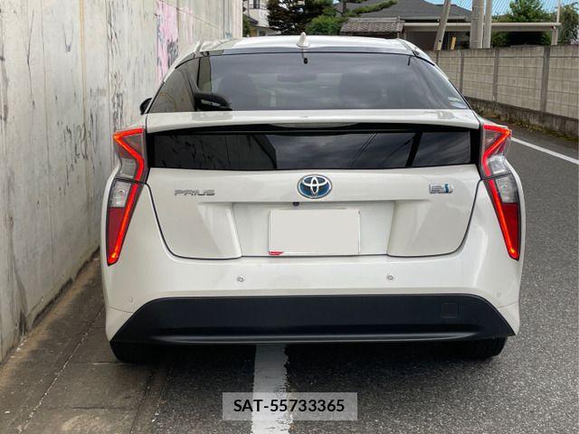 Toyota PRIUS 2016-12 8368163-4