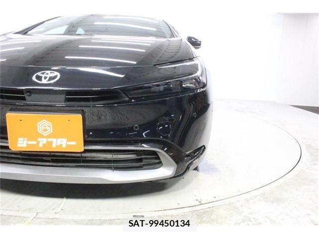 Toyota PRIUS 2023-12 8368141-12