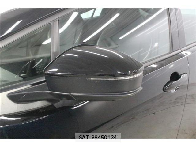 Toyota PRIUS 2023-12 8368141-14