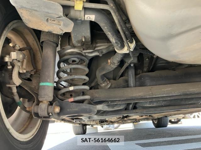 Toyota PRIUS 2011-11 8368213-12