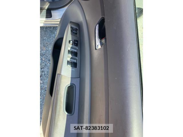 Toyota PRIUS 2005-08 8368191-13