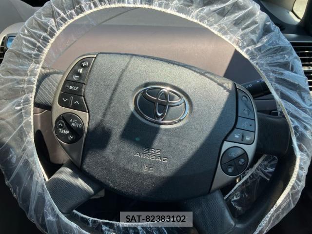 Toyota PRIUS 2005-08 8368191-16