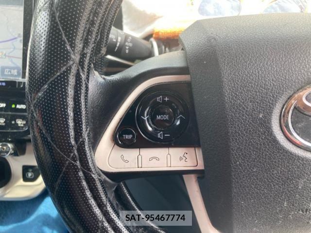Toyota PRIUS 2016-09 8368181-8