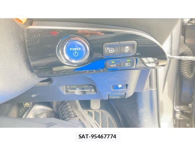 Toyota PRIUS 2016-09 8368181-16