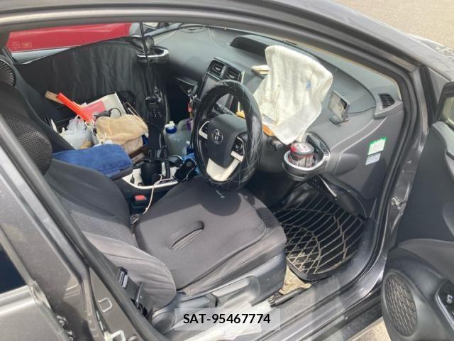 Toyota PRIUS 2016-09 8368181-5