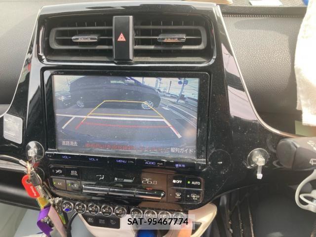 Toyota PRIUS 2016-09 8368181-6