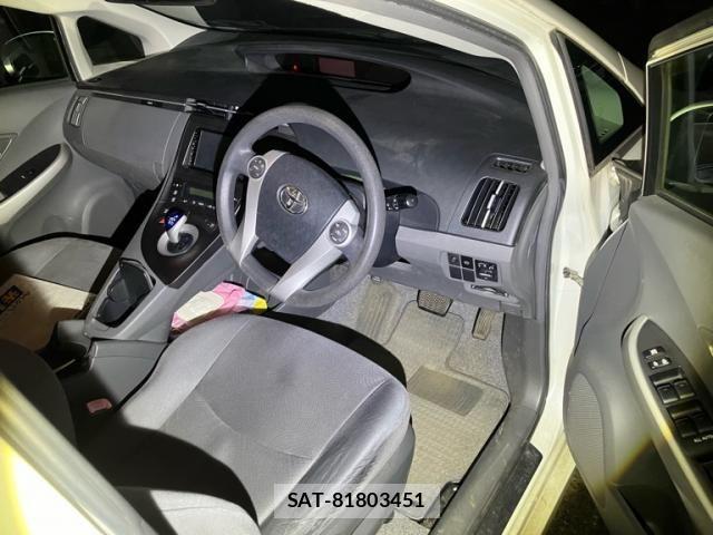 Toyota PRIUS 2009-09 8368201-10