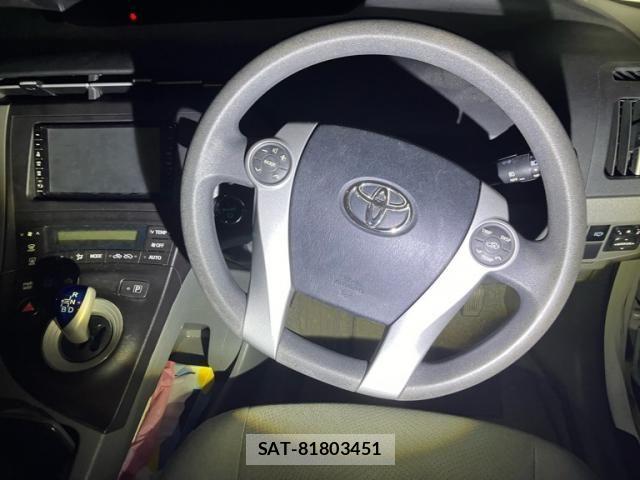 Toyota PRIUS 2009-09 8368201-15