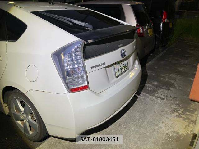 Toyota PRIUS 2009-09 8368201-1