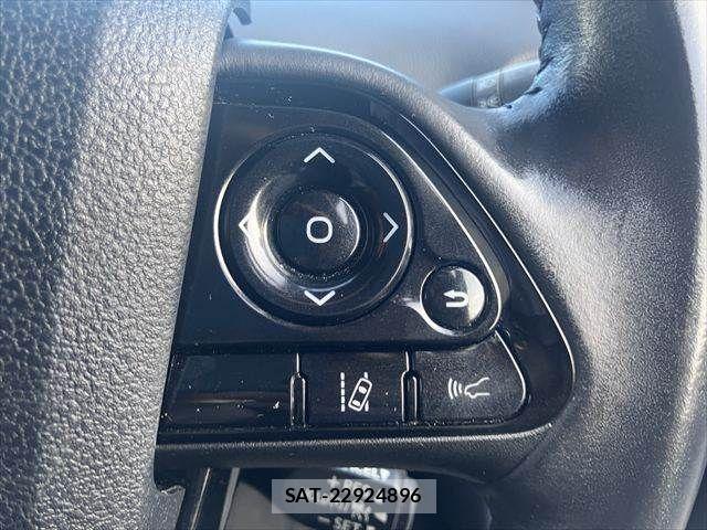 Toyota PRIUS 2019-08 8368149-17