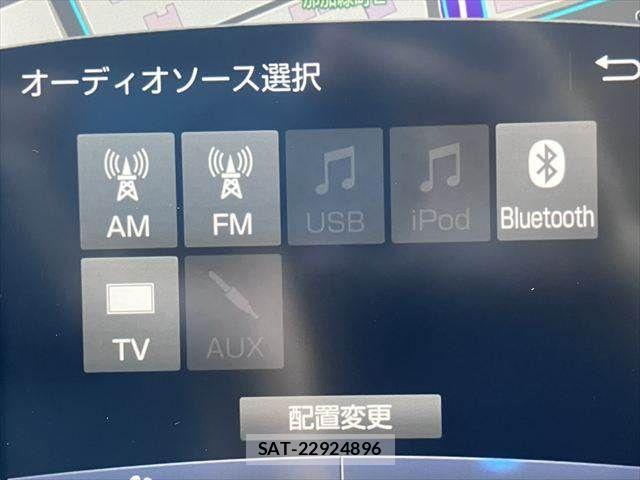 Toyota PRIUS 2019-08 8368149-5