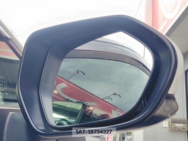 Toyota PRIUS 2021-07 8368148-12