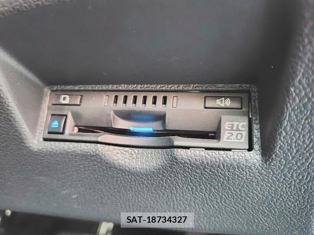 Toyota PRIUS 2021-07 8368148-22