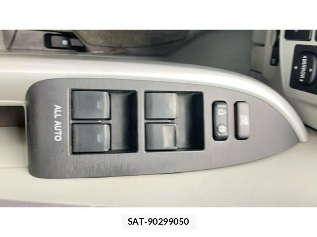 Toyota PRIUS 2010-06 8368189-13