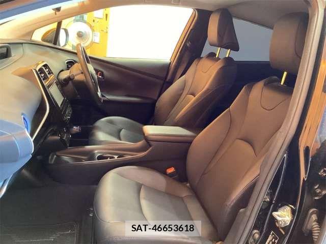 Toyota PRIUS 2018-02 8368162-14