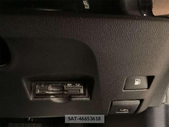 Toyota PRIUS 2018-02 8368162-6