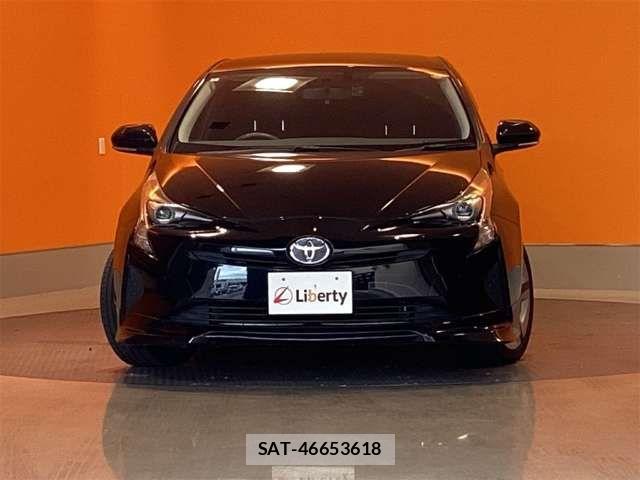 Toyota PRIUS 2018-02 8368162-7