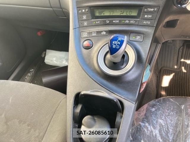 Toyota PRIUS 2010-08 8368193-20