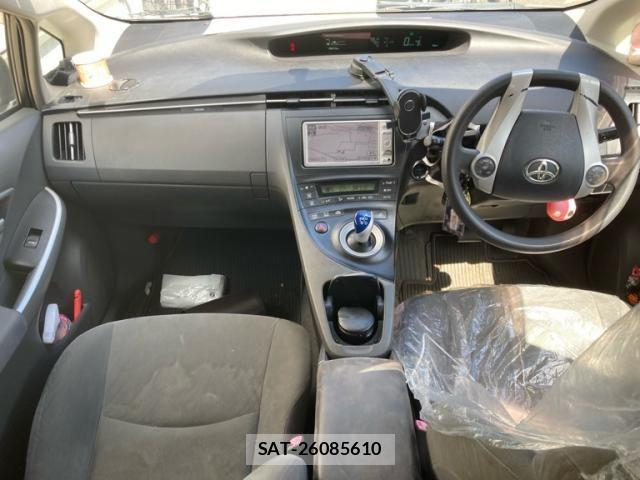 Toyota PRIUS 2010-08 8368193-24